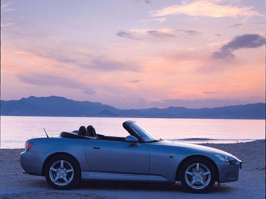  Honda S2000 2000 года  (фото 22 из 27)